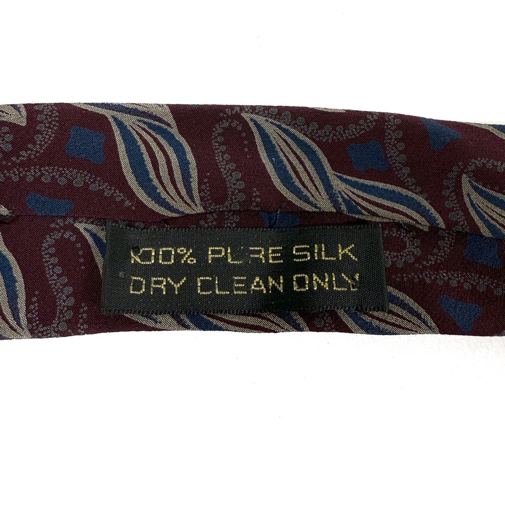 Giorgio Armani Silk Tie Burgundy Blue Paisley Made in Italy L: 55" W: 3.5"‎ - Picture 5 of 5